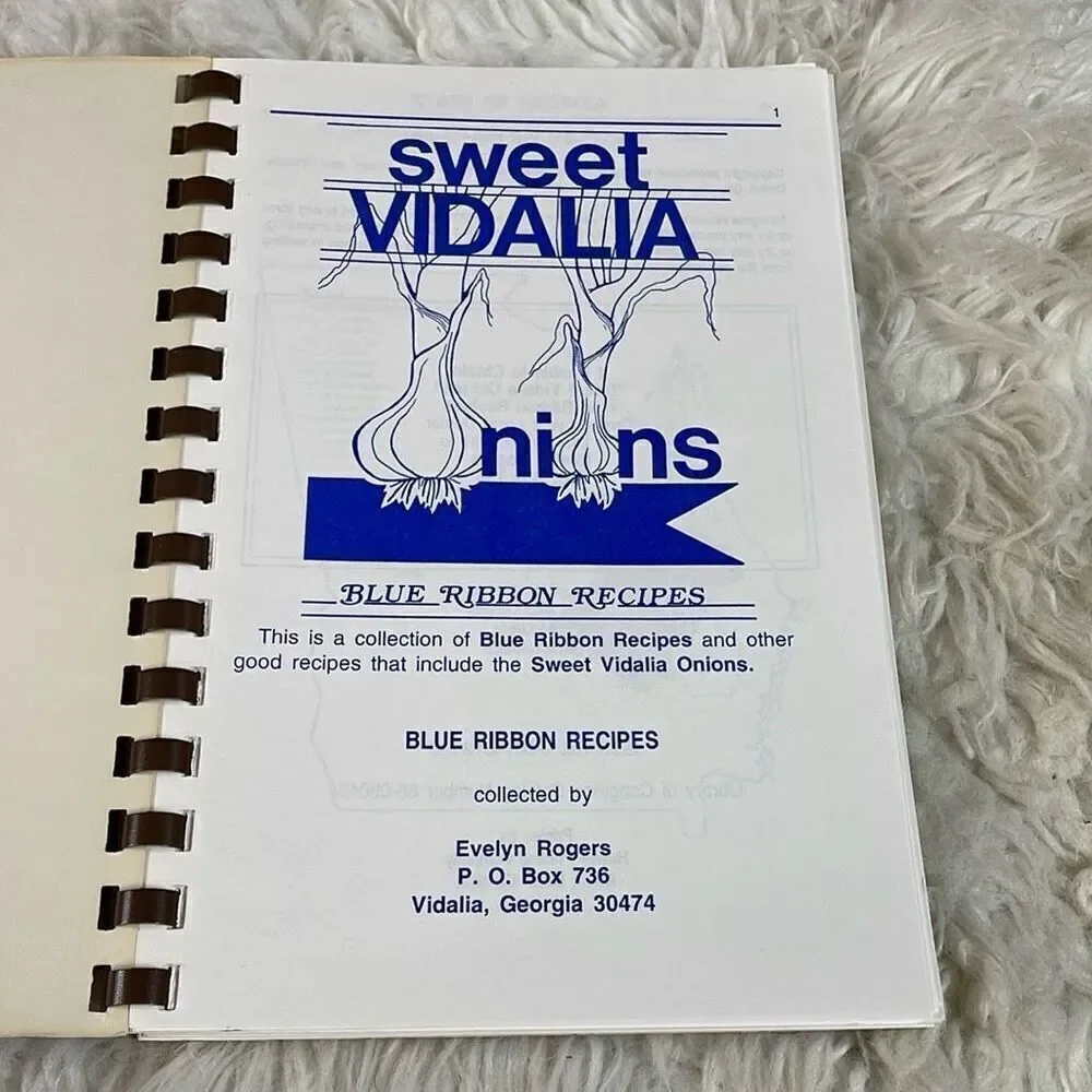 Vintage 1980’s Cookbook Sweet Vidalia Onions Blue Ribbon Recipes Evelyn Rogers